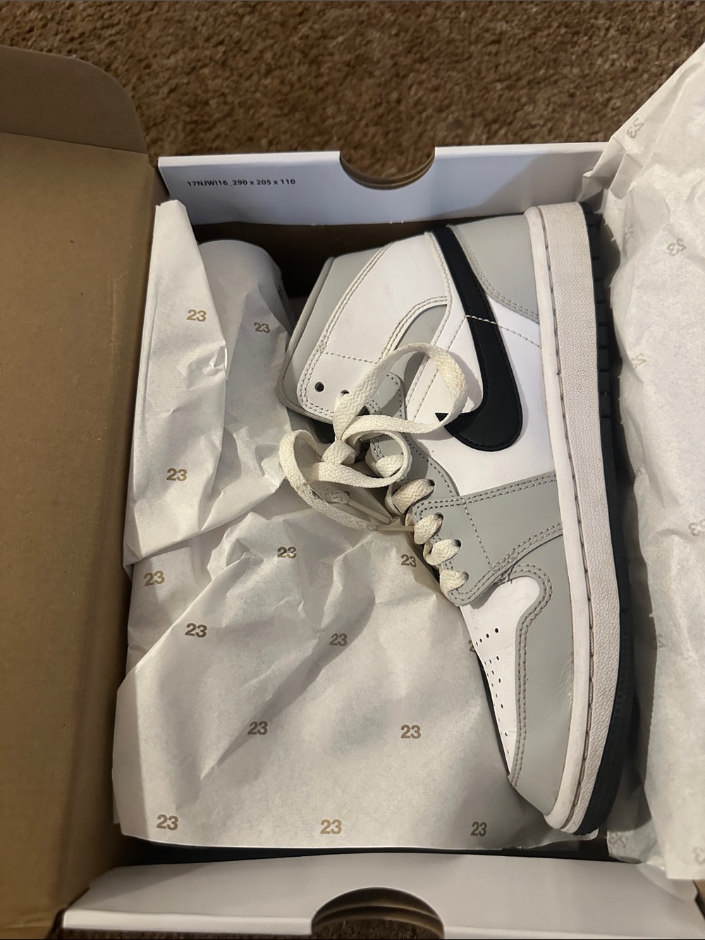 Women’s Air Jordan 1 Mid Grey Fog - Picture 3 of 4